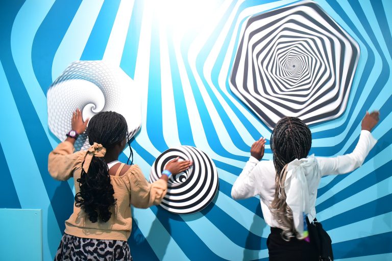 Museum_of_illusions_-_Nairobi,_Tourism_in_Kenya_(37435)